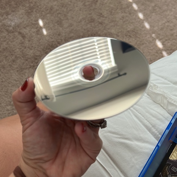 Grand theft Auto 5 ps4 game - Picture 3 of 3